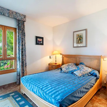 Σπίτι διακοπών Swanky In Orihuela With Garden