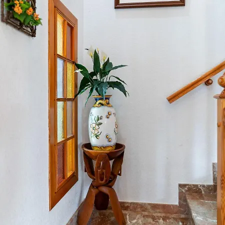 Σπίτι διακοπών Swanky In Orihuela With Garden
